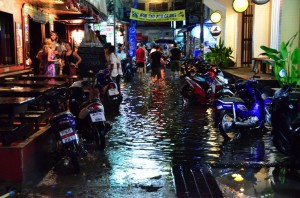 20130708-055807-1280R