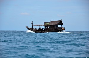 20130708-222235-1280R