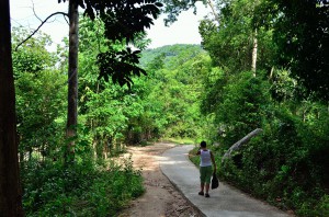 20130710-011005-1280R