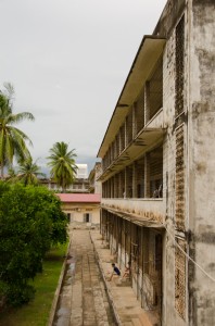 20140713-010718-1280R