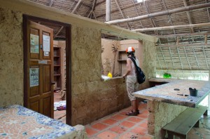 20140719-230042-1280R